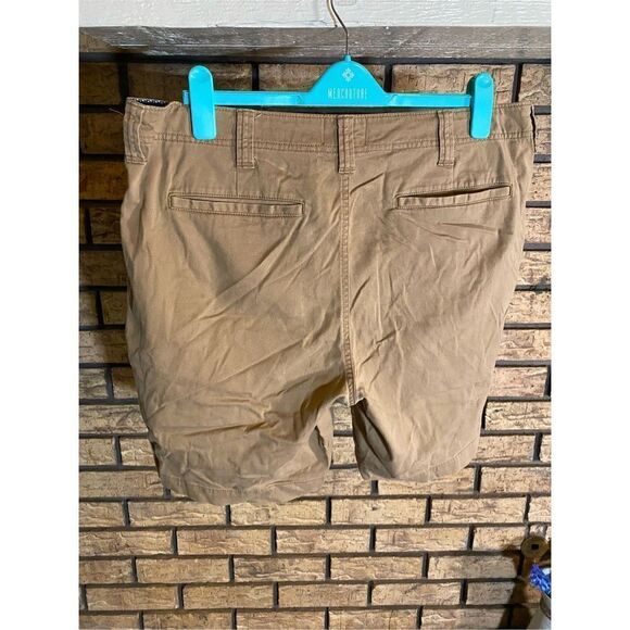 Cremieux Premium Denim Cargo Shorts - Picture 2 of 5